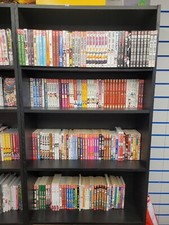 Random used manga bundle - random,