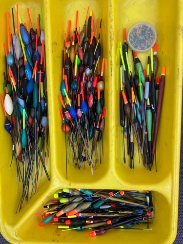 Assorted pole fishing - pole,