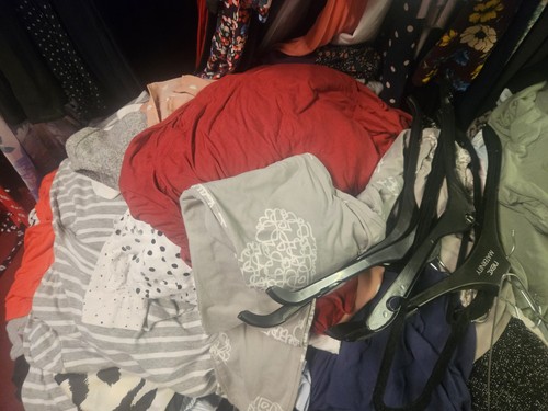 Maternity clothes bundle job - bundle,