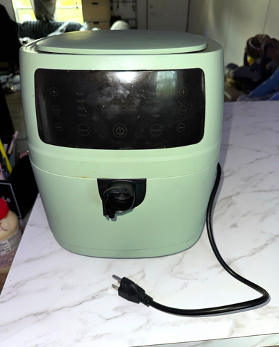 Green touchscreen air fryer - touchscreen,