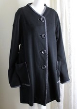 TULIP Sz L Black Art-to-Wear