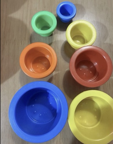 Vintage set stacking cups - of, 7