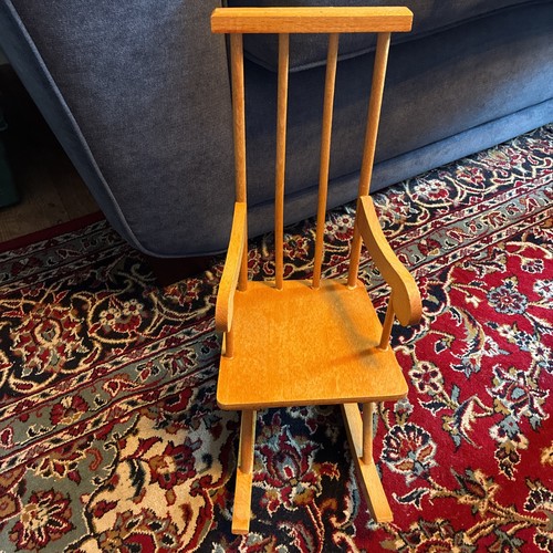 Vintage dolls bear furniture - /,
