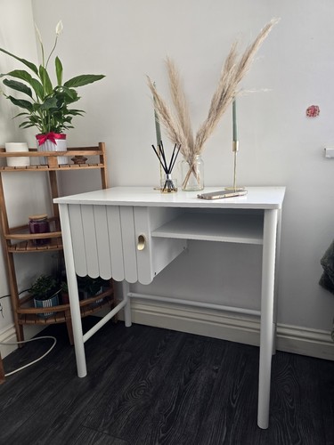 White door console - 1, table