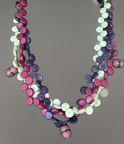 One button twist - button, wooden