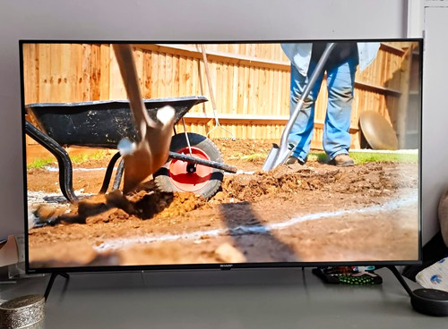Sharp 50in led 2160p tv - sharp,