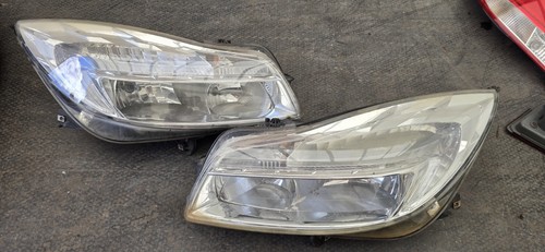 Vauxhall insignia headlights - vauxhall,