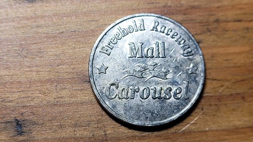 Freehold raceway mall carousel - freehold,