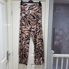 Boohoo Black Brown Abstract