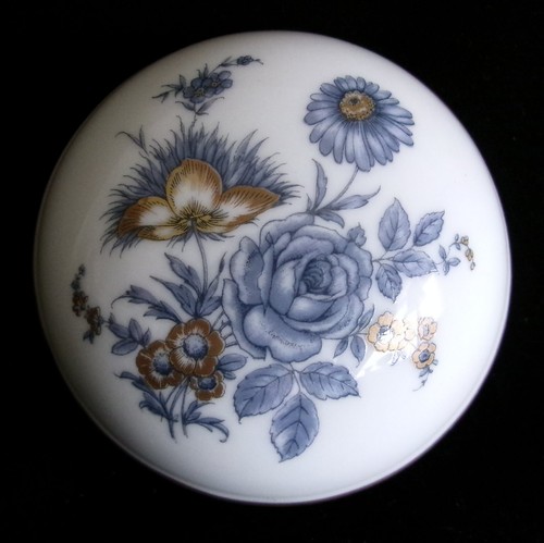 Kaiser porcelain trinket - porcelain,
