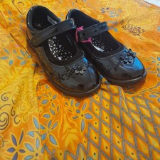 Girls Shoezone Walkright