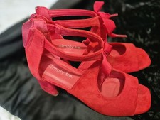 *** RED XMAS PARTY SHOES SIZE 7 EEE SUEDE BLOCK HEEL BOW ZIP BACK SEXY LOOK ***