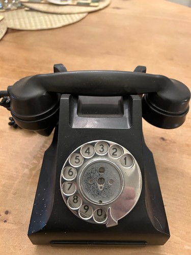 Vintage black bakelite - vintage,