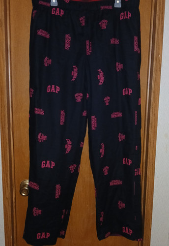 Nwt gap men s stranger - nwt, men's