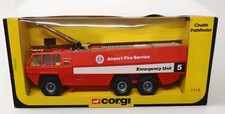 CORGI 1118 CHUBB PATHFINDER AIRPORT FIRE TRUCK EMERGENCY BOXED WITH WATER PUMP. 