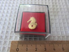 SEAHORSE BROOCH /  vintage