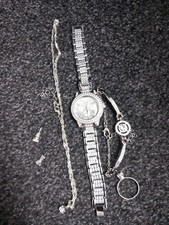 A Complete Set Of Spakling