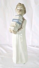 Nao By lladro Figurine Of