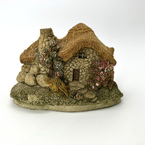 Academy miniature thatched - miniature,
