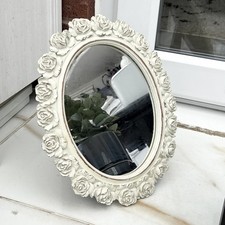 Vintage small cream wall
