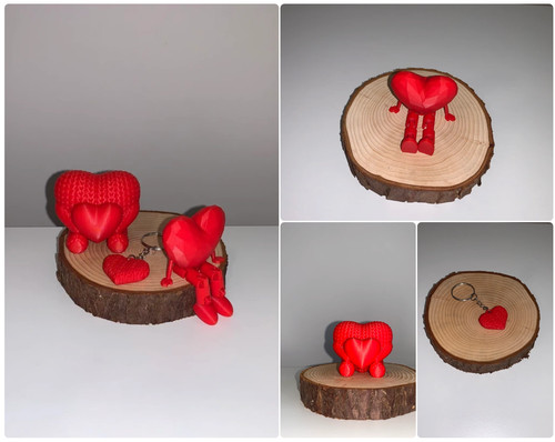 Hearts sitting knitted - sitting,