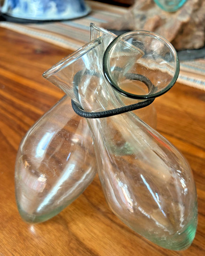 Small modern sculptural glass - small,