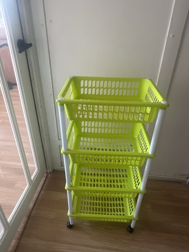 Lime green storey stackable - 4,