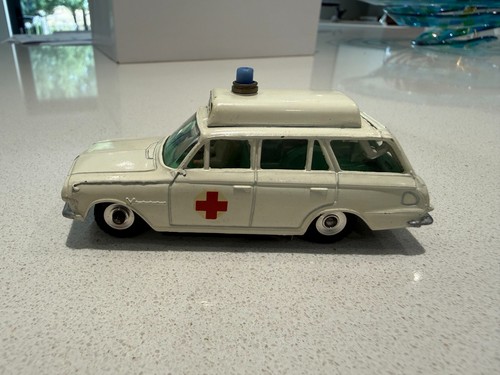Dinky toys 278 - toys, victor