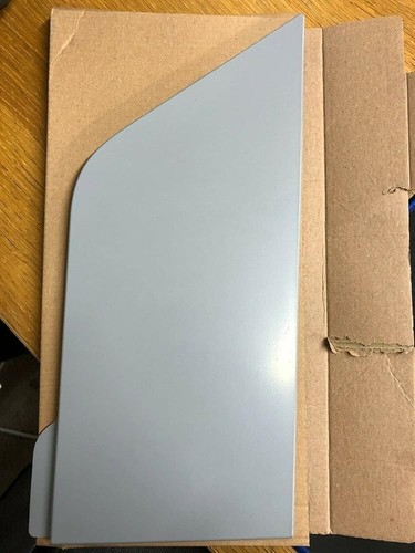 Fuel tank filler flap - fuel,