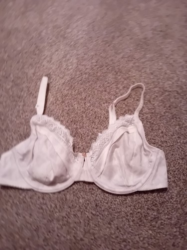 White bra - white,