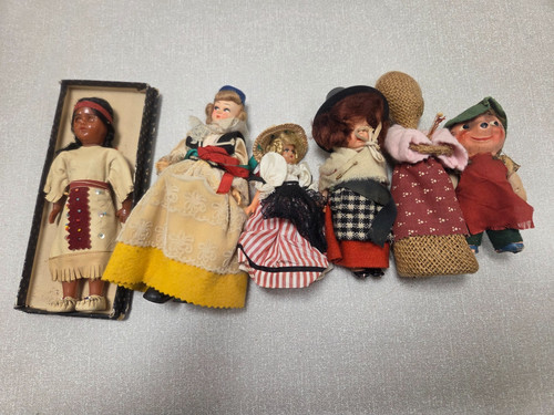 Vintage costume dolls job lot - costume,