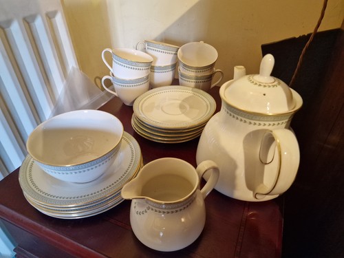 Royal doulton berkshire tea - royal,