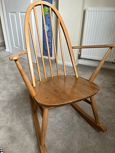 Ercol wooden rocking chair - wooden,