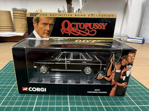 Corgi 05701 james bond - james,