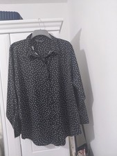 Long Ladies Shirt Size XL