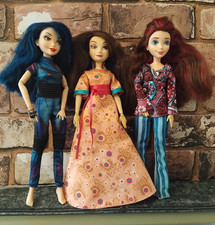 Disney Descendants Doll Bundle