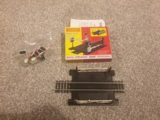 Hornby Level Crossing Single
