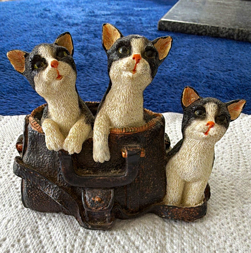 Regency fine arts resin - regency, cat