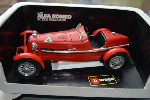 Burago alfa romeo 2300 - burago,