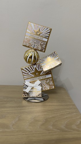 Dior stand ornament shop - dior,