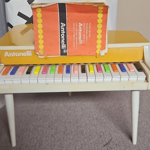 Antonelli musical toy - musical,