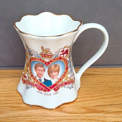 Roslyn fine bone china mug - roslyn,