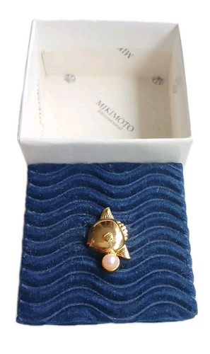 Mikimoto brooch akoya pearl - mikimoto,