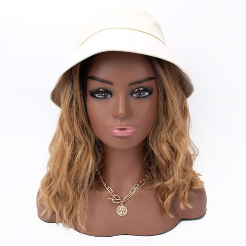 Realistic female - 16.5",