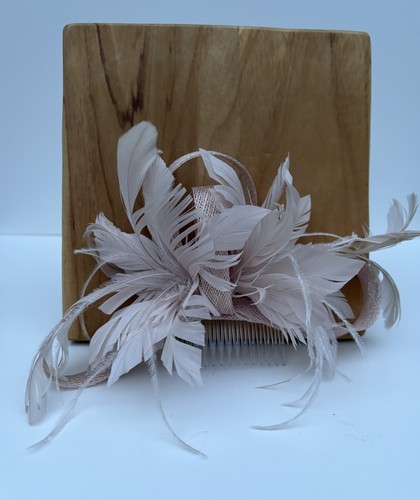 Fascinator wedding nude - fascinator,