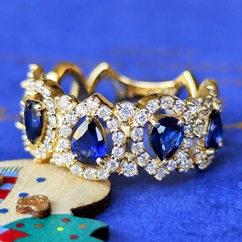 Royal blue natural sapphire - royal,