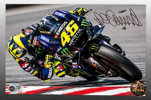 Valentino rossi signed - valentino,