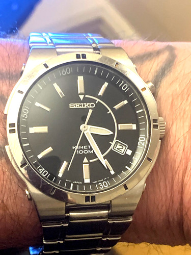 Seiko men black dial watch - seiko,
