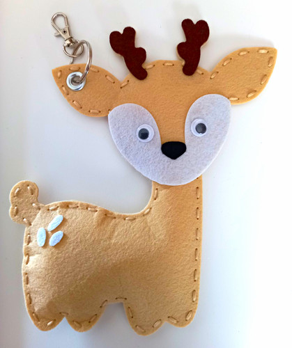Beige felt reindeer keyring - reindeer,