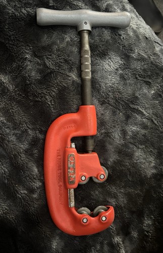 Ridgid pipe cutter - pipe,